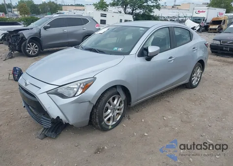 2017 Toyota Yaris Ia z USA, uszkodzony, nr VIN 3MYDLBYV6HY151898